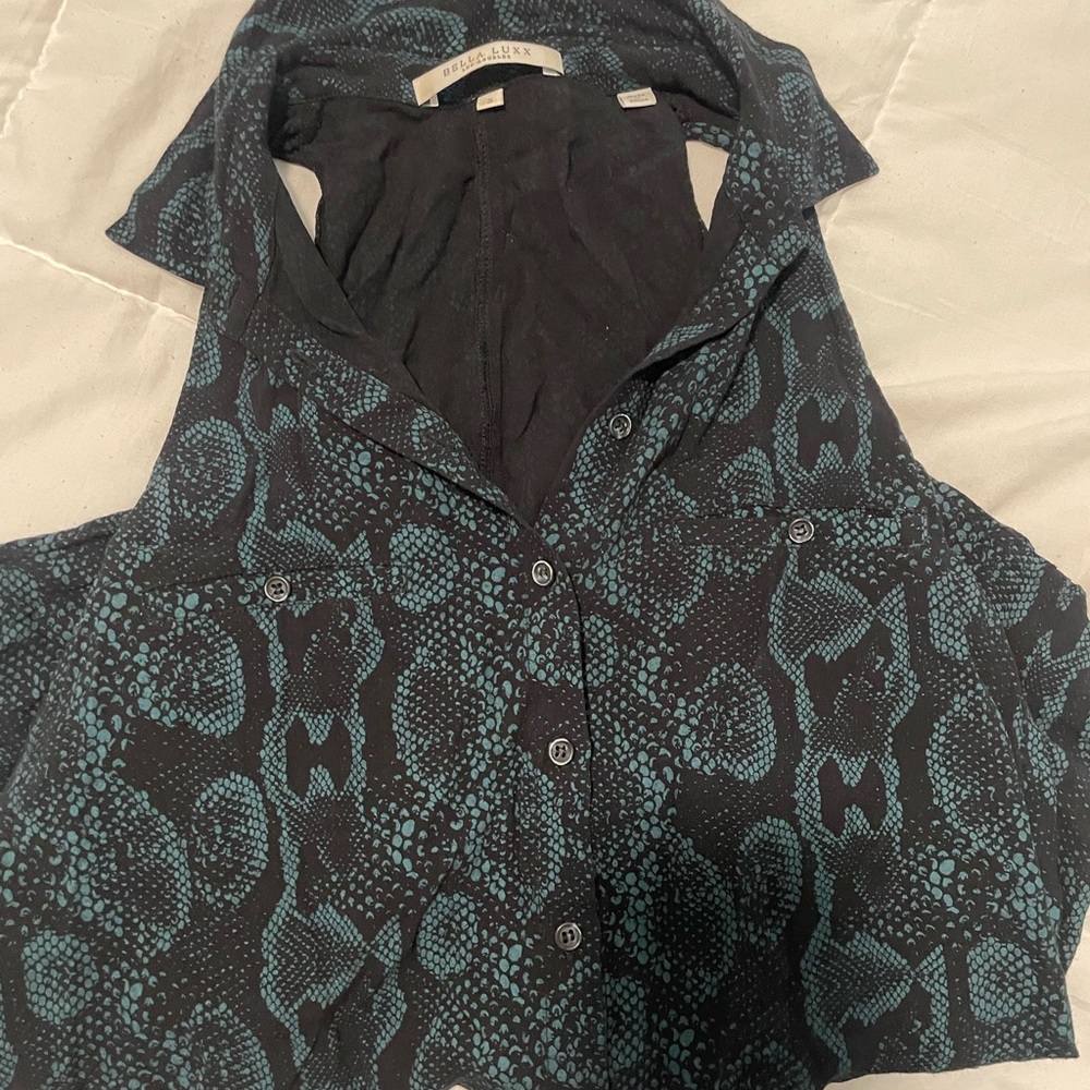 Bella Luxx, Animal print, Sleeveless, Blouse, Size Small